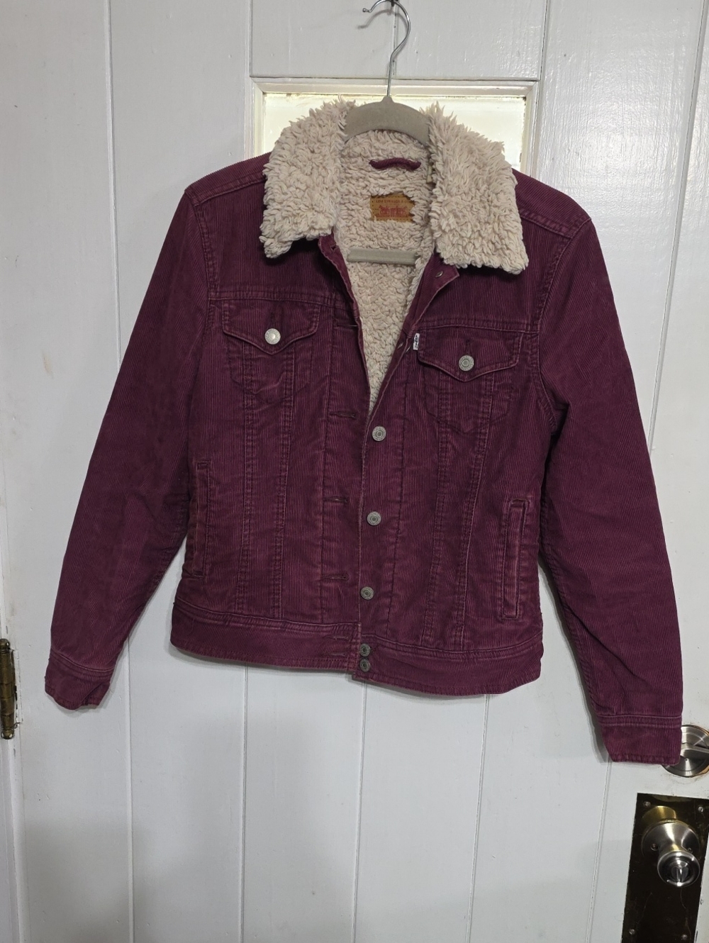 Levi Strauss Women's Corduroy Jacket Burgundy Sherpa Lined Buttons Pockets Sz S